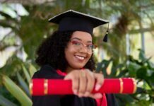 Which Is Better for Pursuing Your Degree: Online or Offline? Pursuing Your Degree